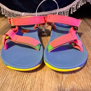 Girls colorful Teva sandal